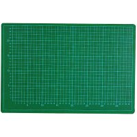 Schneidematte TWIN  2,5 mm stark, 5-lagig, 45 x 30 cm, grün/schwarz, einseitig bedruckt